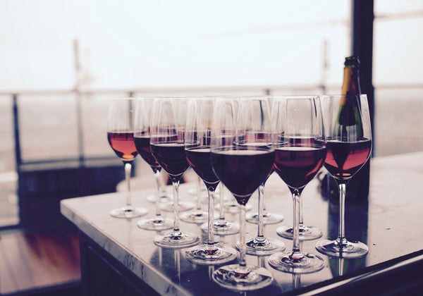 Reasons Why Red Wine Makes a Great Gift