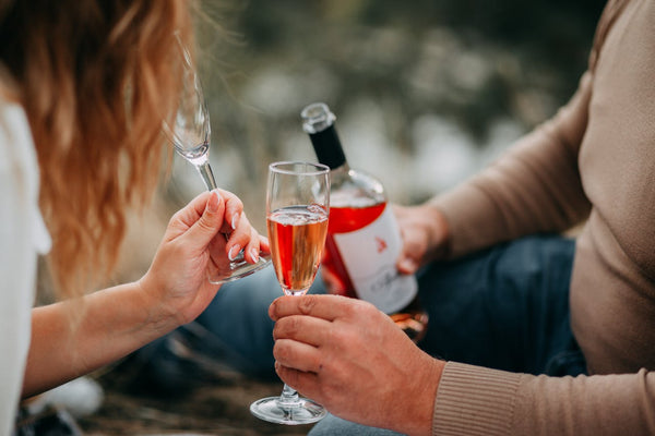 Top Meaningful Ways to Celebrate Anniversary