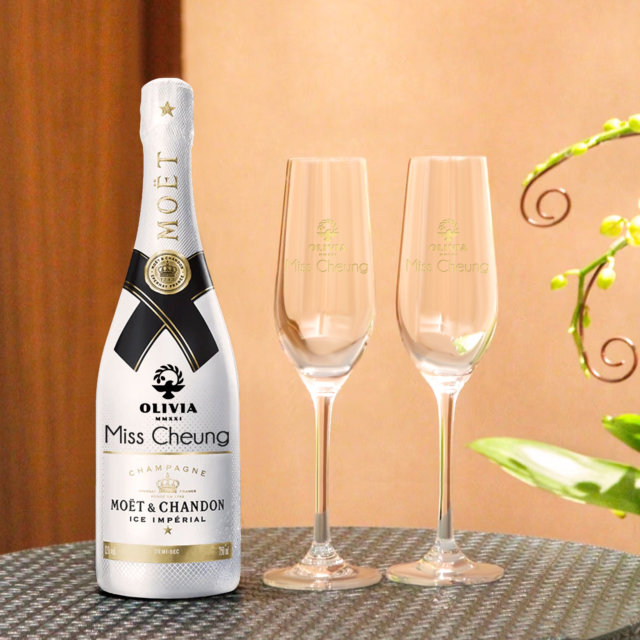Moët & Chandon 冰雪香檳 750ml 客製化｜logo文字訂製&對杯雕刻 打造企業專屬香檳 升職榮休紀念日禮物 - Design Your Own Wine
