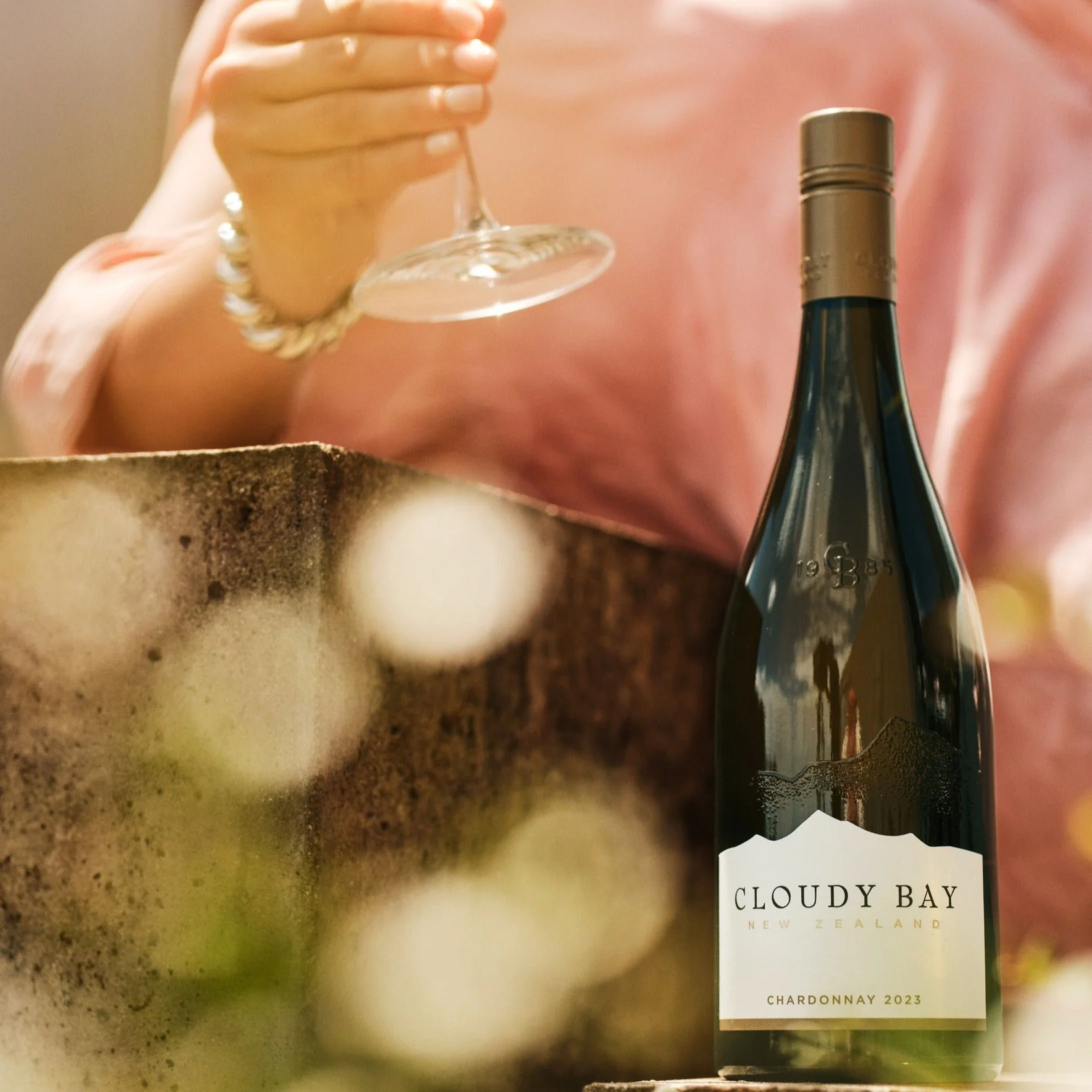 Cloudy Bay Chardonnay  |雲霧之灣霞多麗白葡萄酒6支裝（無雕刻） - Design Your Own Wine