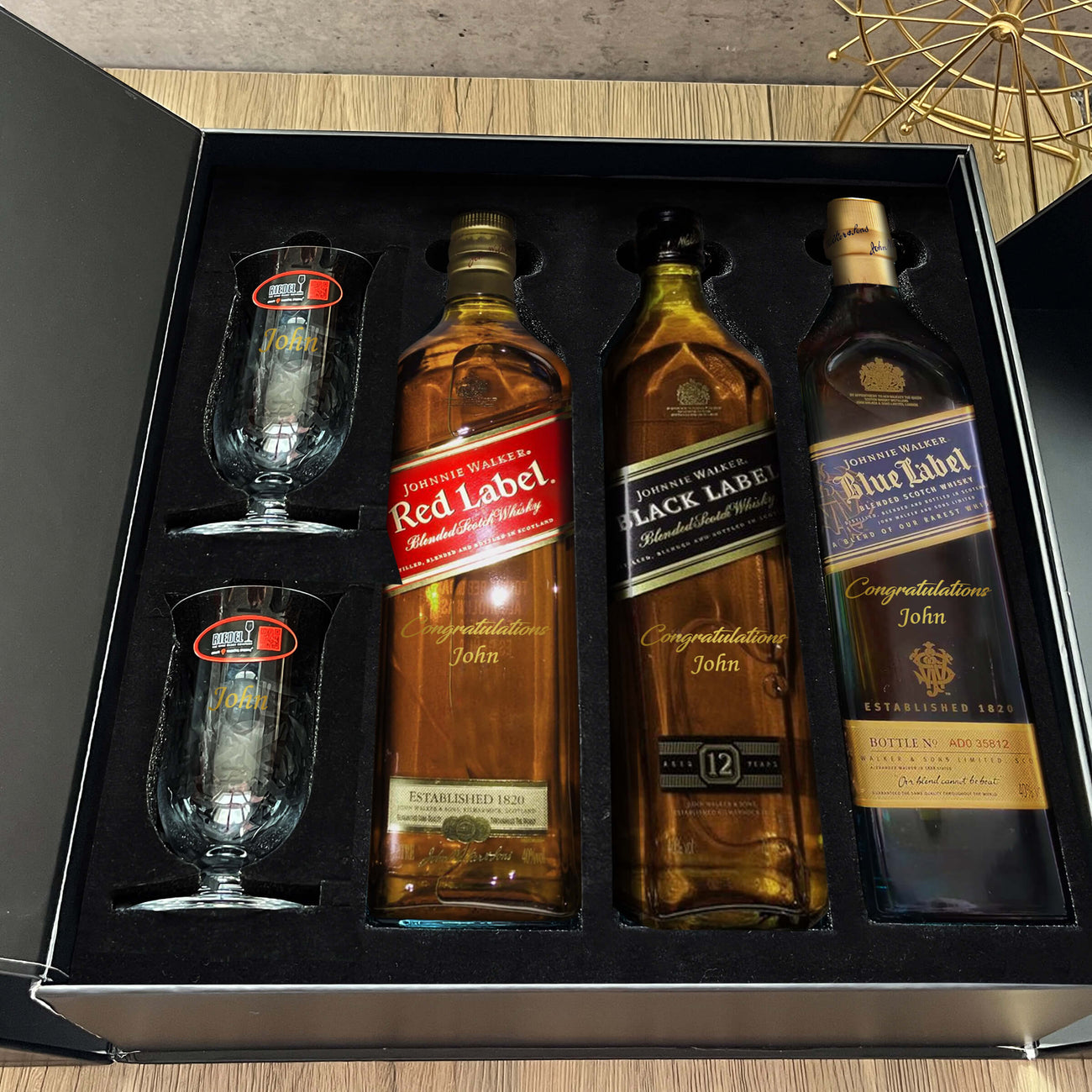 Johnnie Walker Whisky Sets|尊享威士忌禮物套裝（文字雕刻禮物）客製化禮物套裝 - Design Your Own Wine