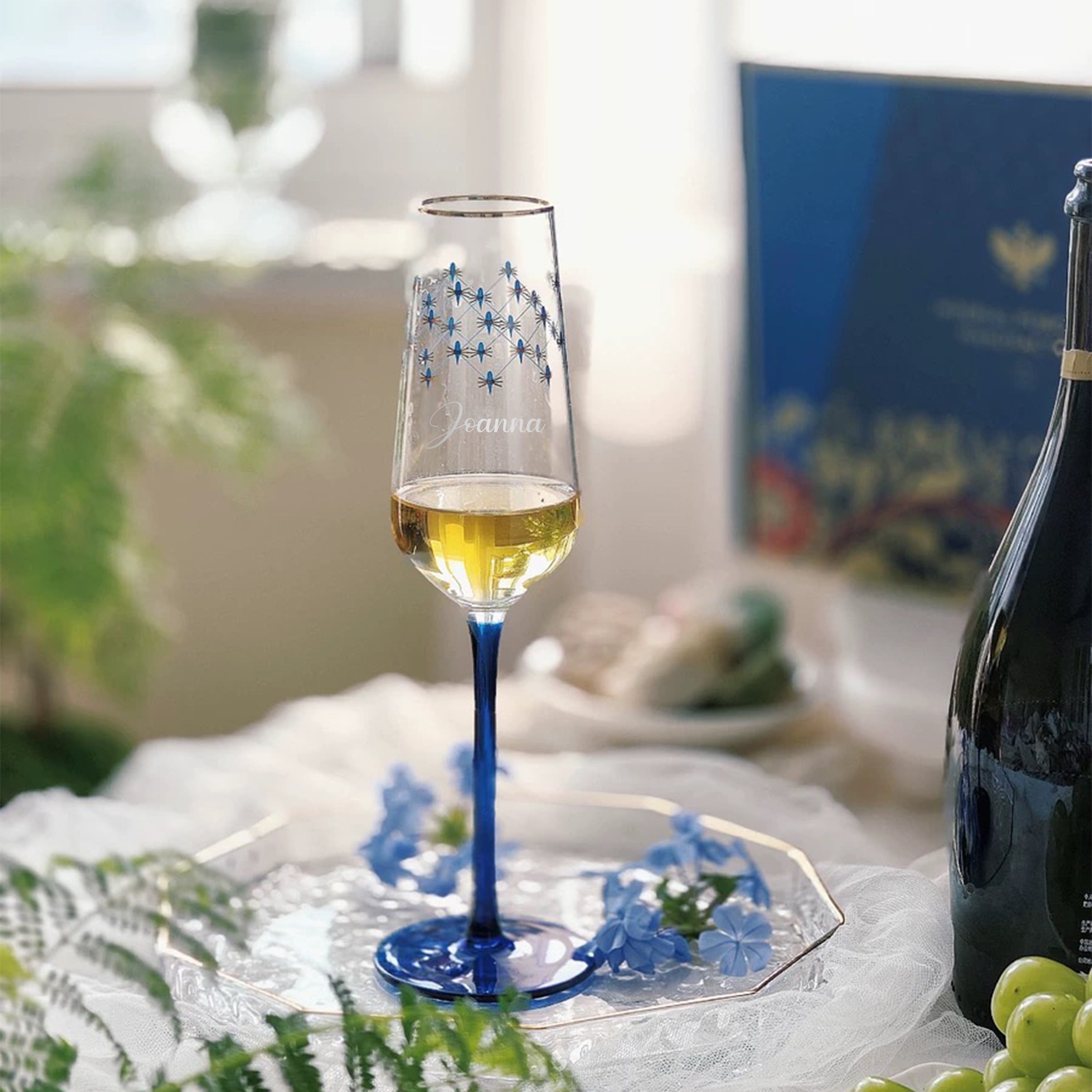 俄羅斯LOMONOSOV藍紋香檳杯（刻字禮物）雕刻客製化禮物 生日禮物 交換禮物 情侶禮物 慶祝禮物 - Design Your Own Wine