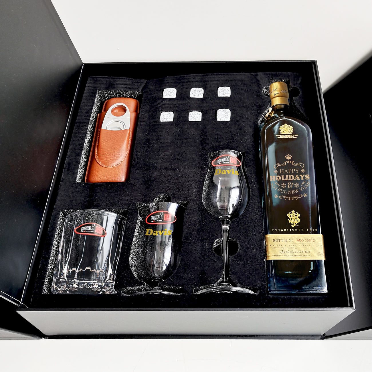 Riedel Glasses gift set|定制雕刻威士忌杯&Johnnie Walker Blue Label威士忌套裝DY04-250 - Design Your Own Wine
