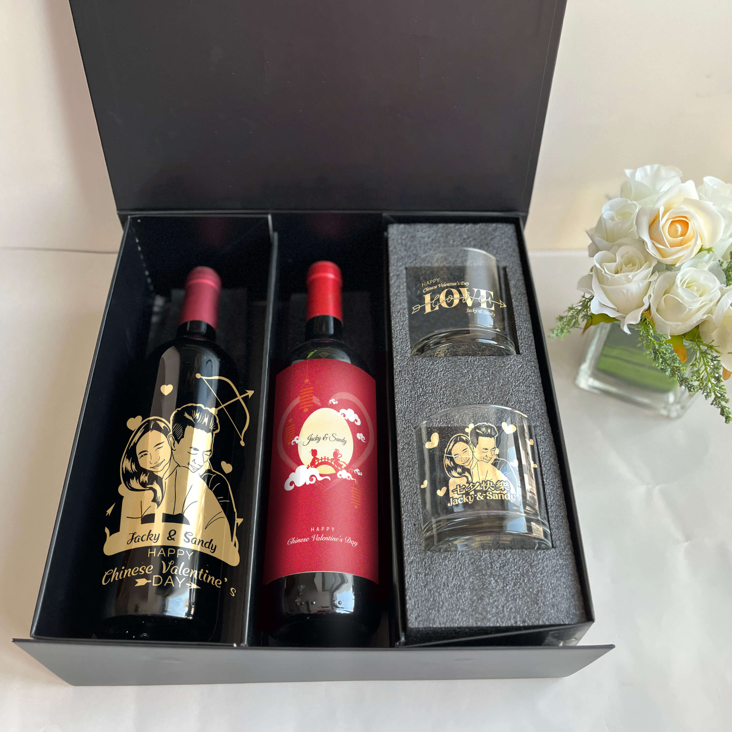 七夕禮物|訂製紀念禮物 人像雕刻紅酒套裝 情侶禮物 送朋友 - Design Your Own Wine