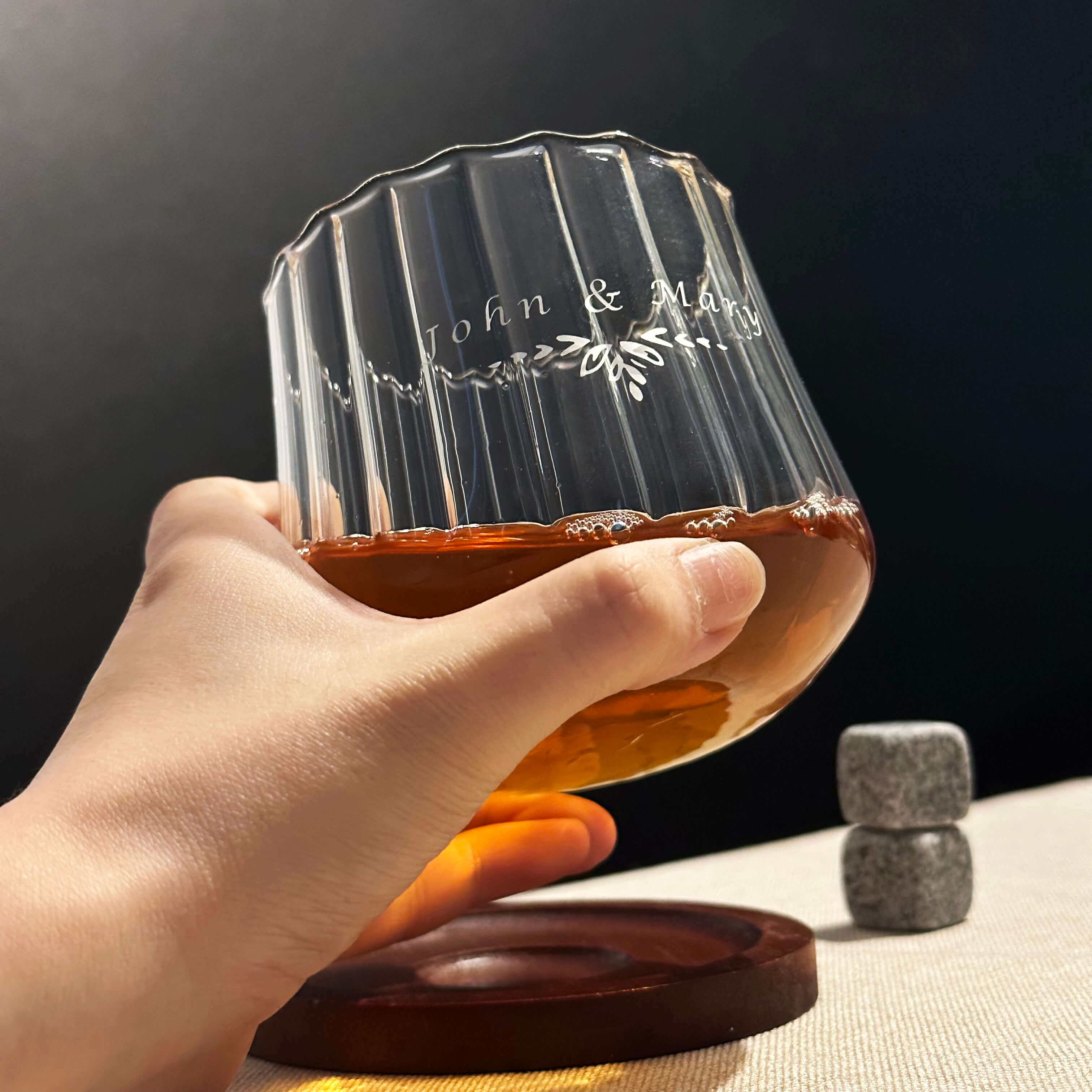 文字訂製 威士忌杯姓名刻字 條紋花苞杯 酒杯飲料杯生日禮物禮盒 驚喜創意對杯Whiskey Glass-DY01-370 - Design Your Own Wine