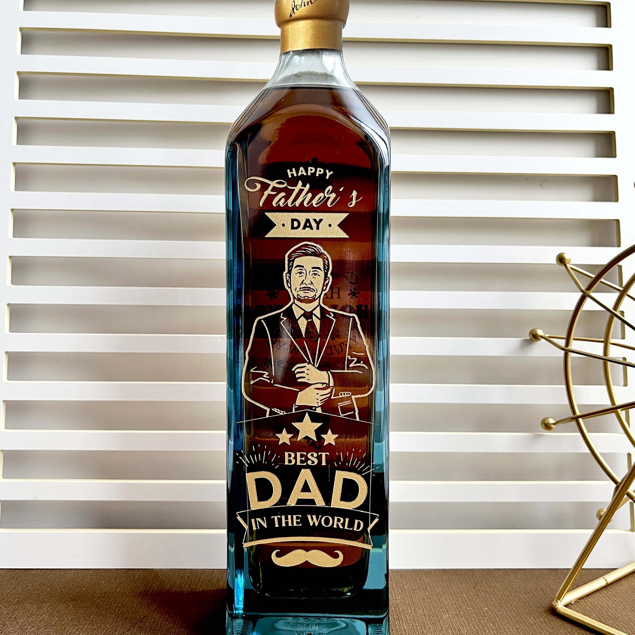 【父親節推介】Johnnie Walker Blue Label 尊尼獲加藍標 （人像雕刻）父親節賀禮 客製化禮物 - Design Your Own Wine