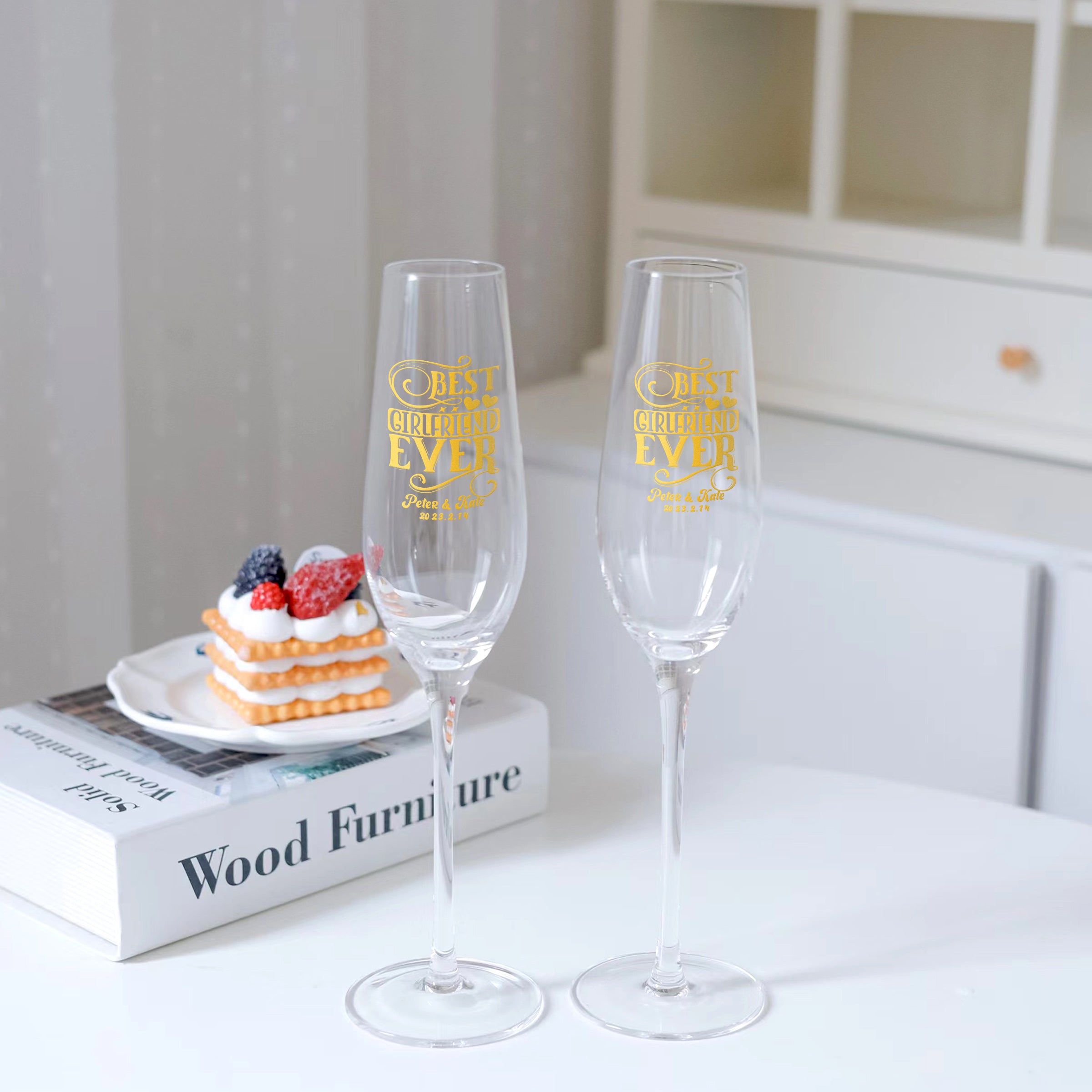 Valentine' s Gift| 訂製文字雕刻香檳對杯 情人節禮物送女友 - Design Your Own Wine
