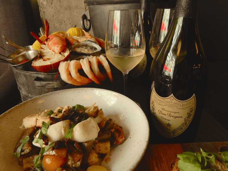 Dom Pérignon Vintage 2008 & Bottega Champagne Glasses Gift Set with Engraving |2008唐·培裏儂幹型香檳&Bottega香檳杯套裝(含名字人像雕刻） - Design Your Own Wine