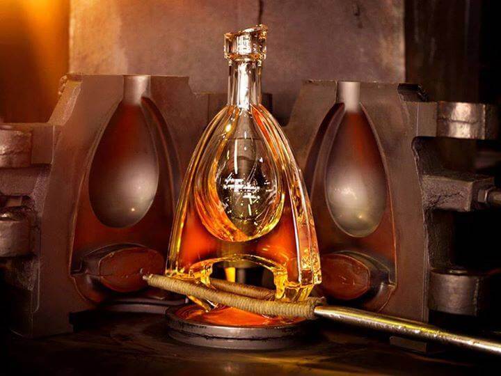 L'Or de Jean Martell & Crystal Glasses Gift Set with Engraving |尚馬爹利至尊&水晶洋酒杯套裝(含文字雕刻） - Design Your Own Wine