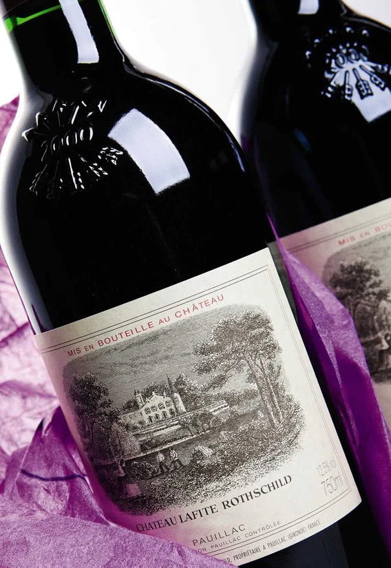 Chateau Lafite Rothschild Pauillac 1974& Bottega Wine Glasses Gift Set with Engraving |拉菲古堡紅酒&紅酒杯套裝(含人像雕刻) - Design Your Own Wine
