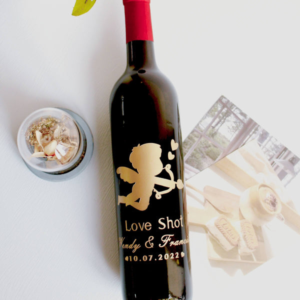 客製化禮物|情侶紀念雕刻紅酒套裝 Love Shot 情侶禮物（含雕刻） - Design Your Own Wine
