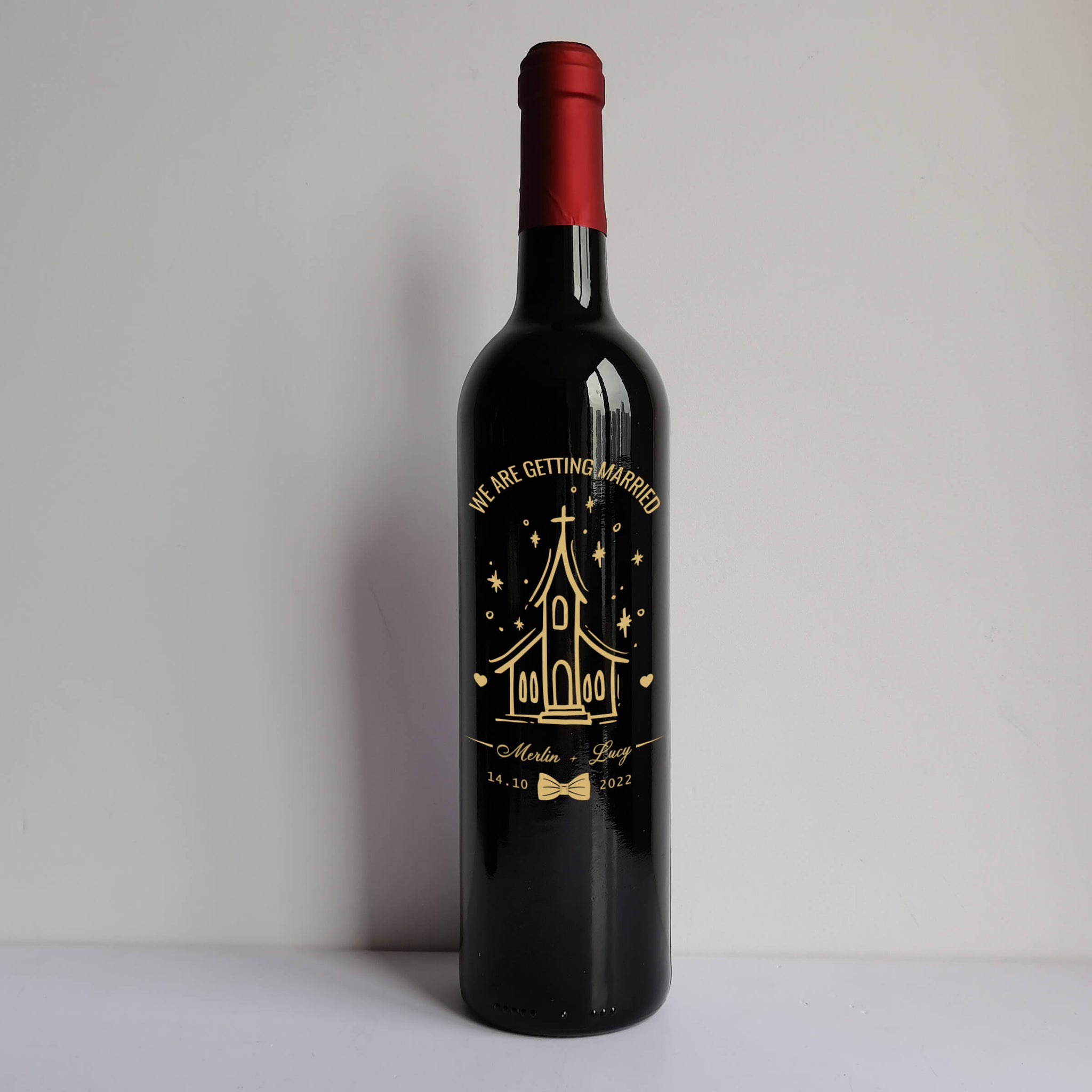 結婚禮物|文字雕刻紅酒套裝 新婚禮物客製化禮物（送新人） - Design Your Own Wine