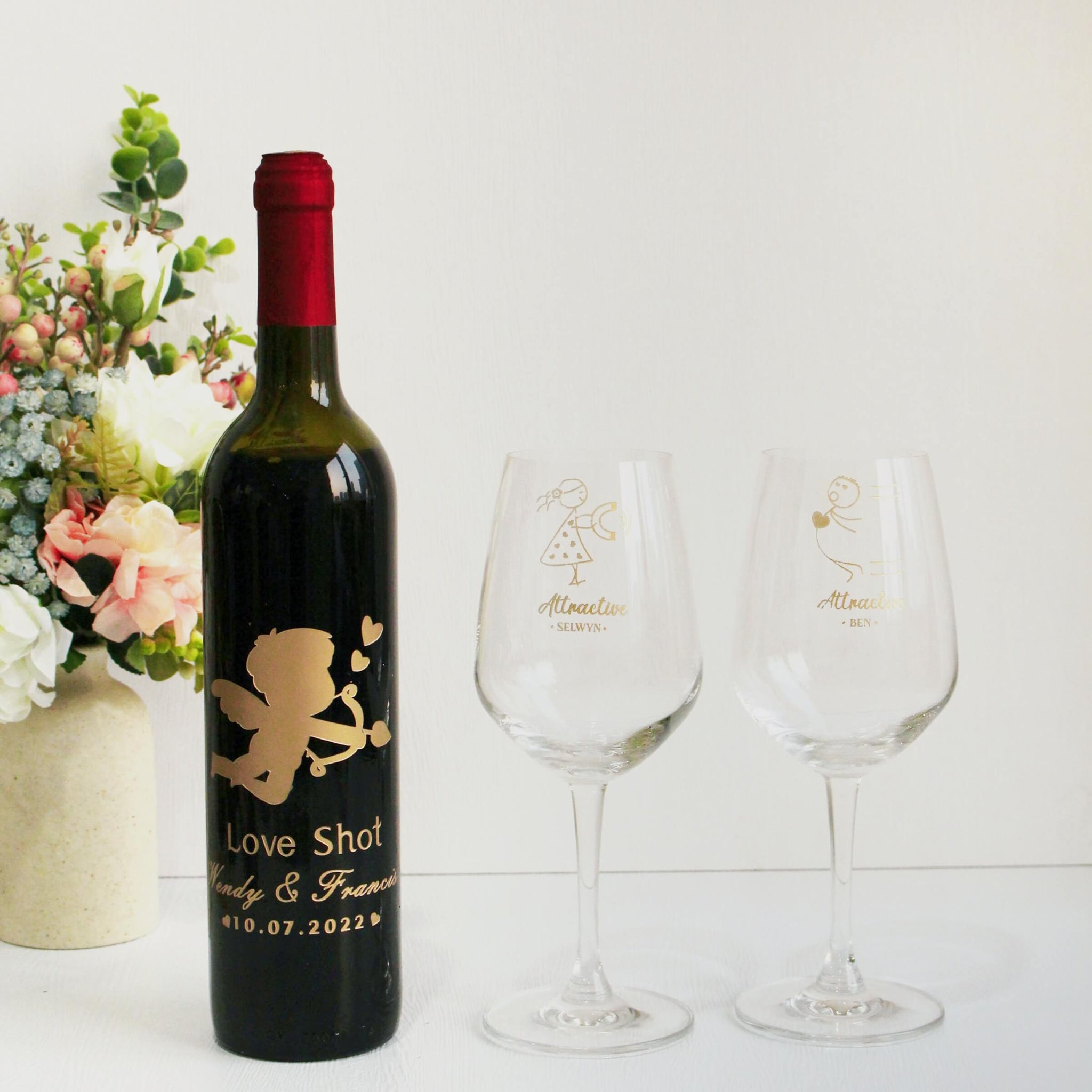 客製化禮物|情侶紀念雕刻紅酒套裝 Love Shot 情侶禮物（含雕刻） - Design Your Own Wine