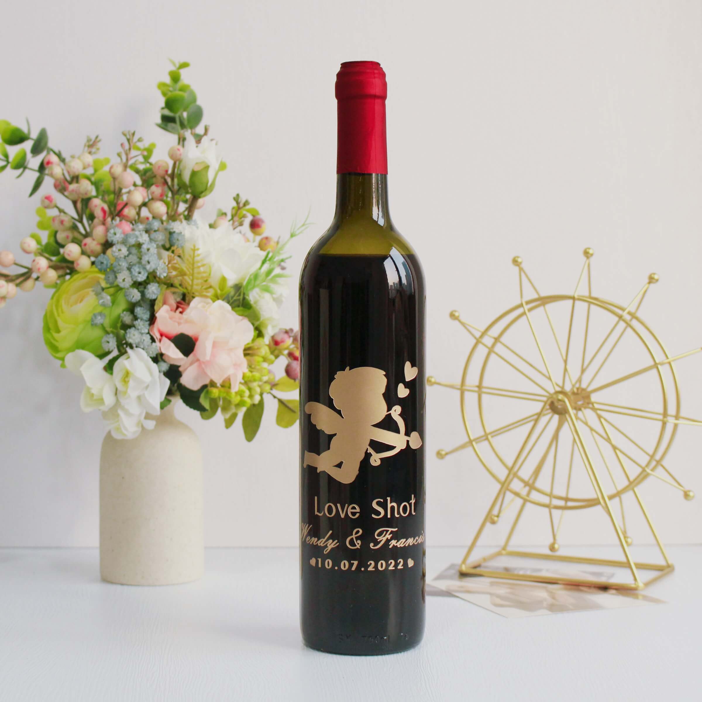 客製化禮物|情侶紀念雕刻紅酒套裝 Love Shot 情侶禮物（含雕刻） - Design Your Own Wine