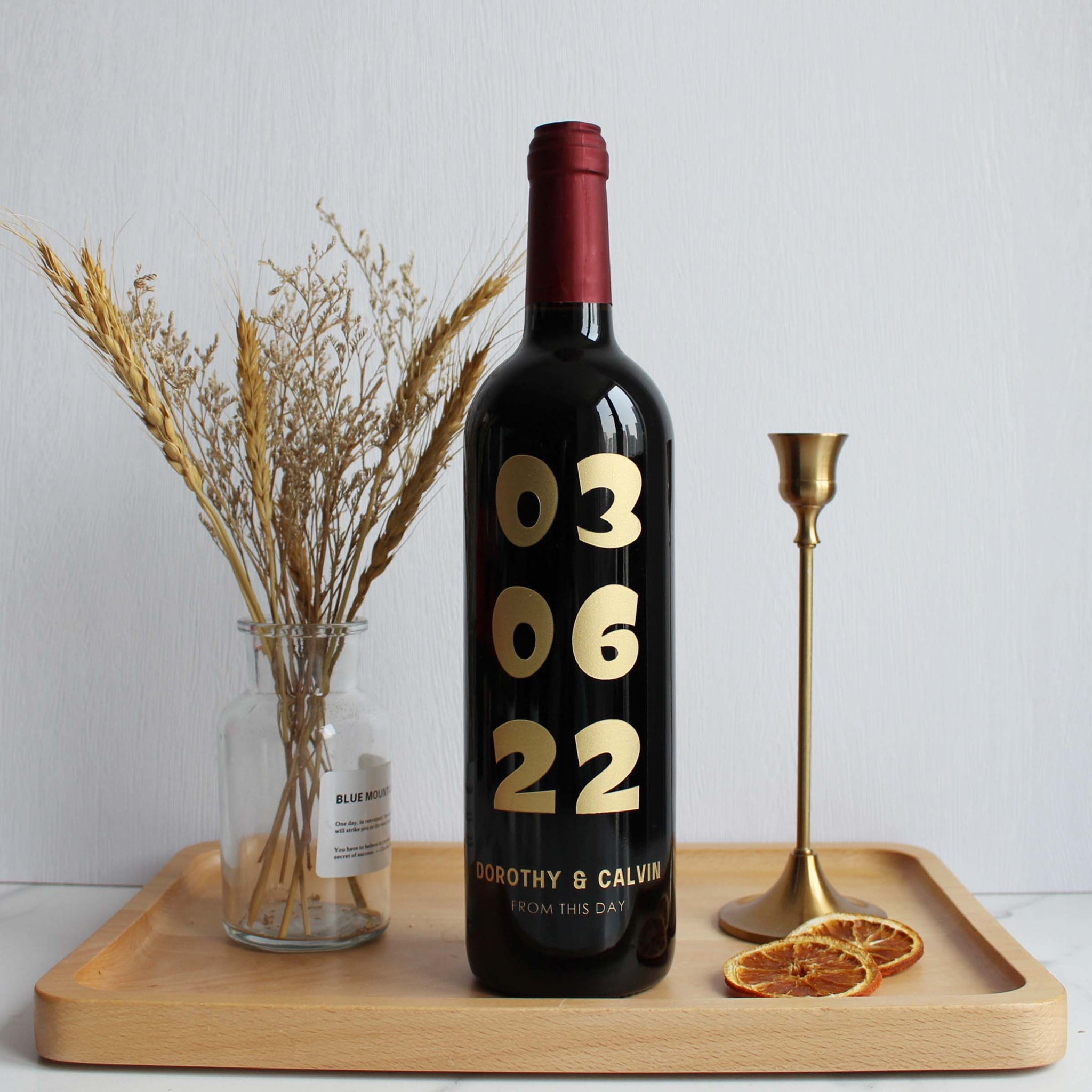 Text art |紀念日禮物—定制個性化情侶年月日紅酒（雕刻） - Design Your Own Wine