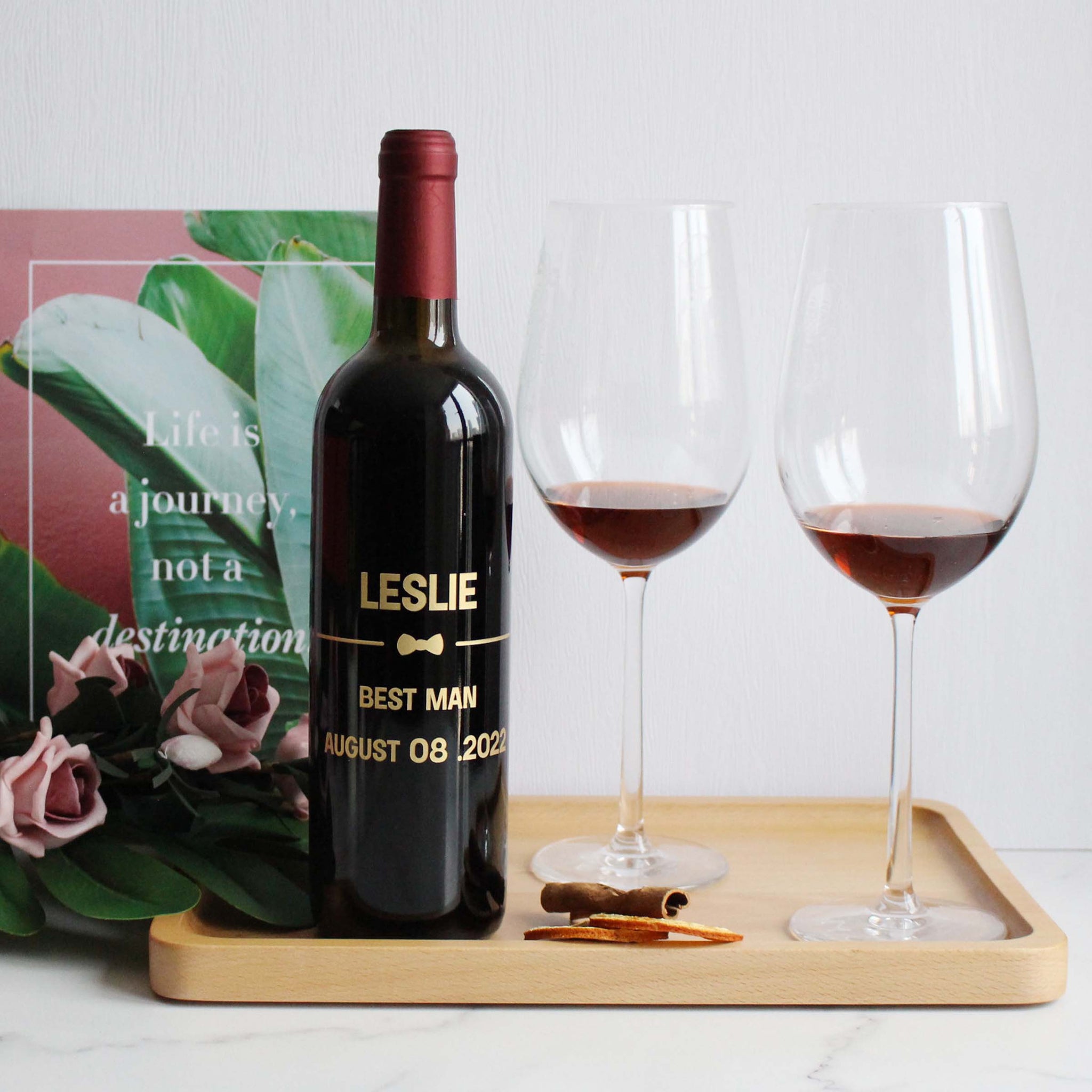 Text art |結婚禮物—定制個性化情侶伴郎伴手禮紅酒（雕刻） - Design Your Own Wine