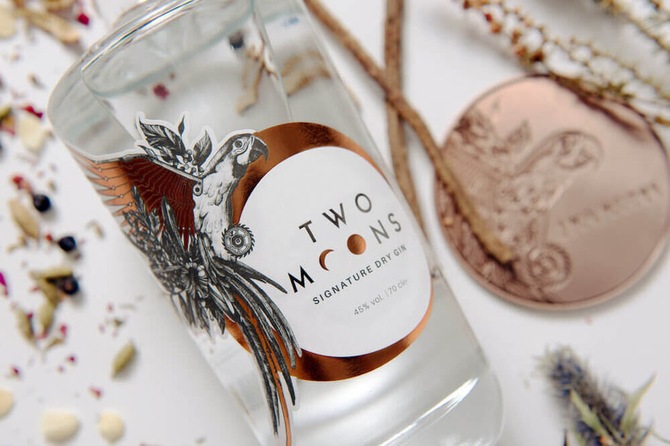 Two Moons Signature Dry Gin with Engraving |Two Moons Gin(含人像雕刻) - Design Your Own Wine