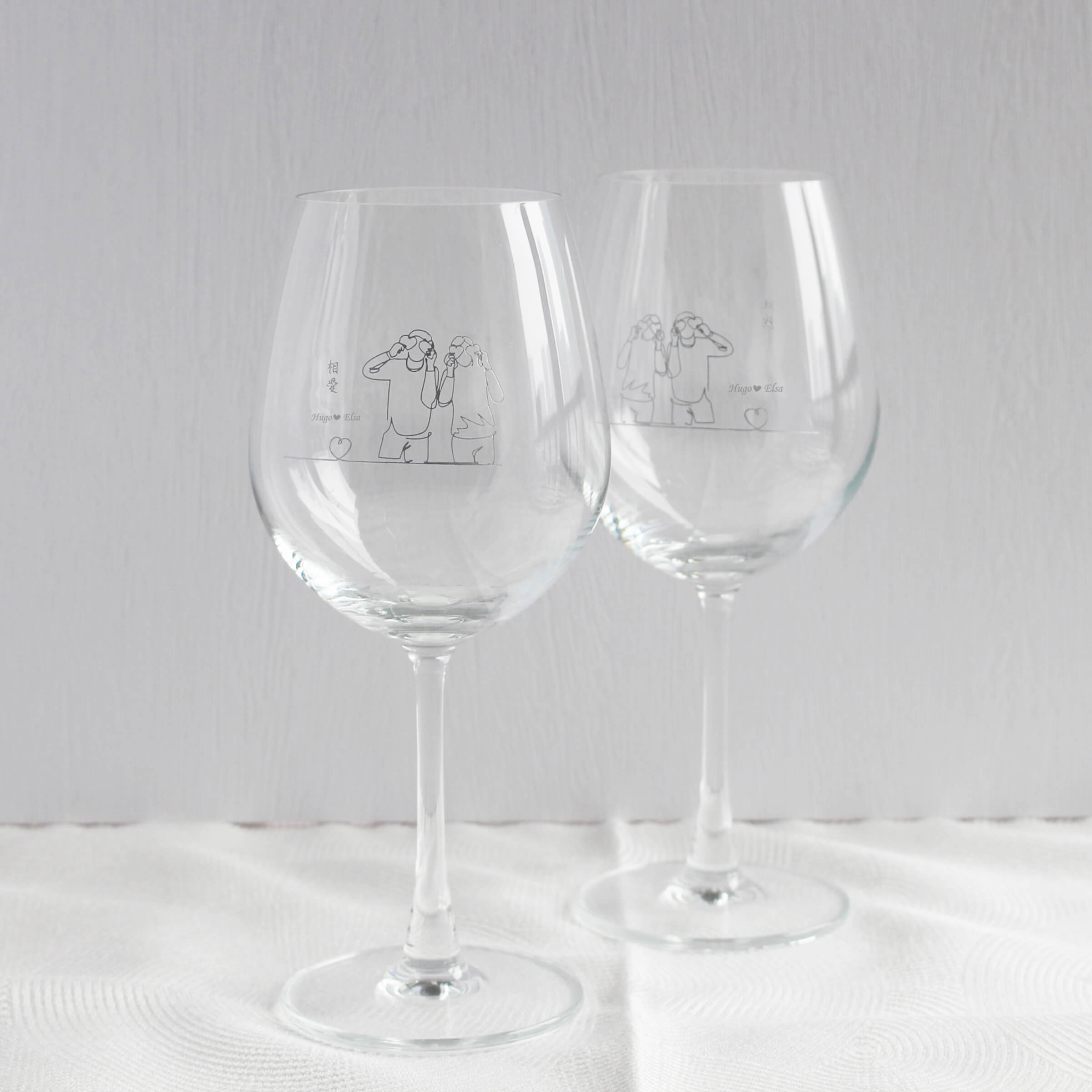 Mminimalist|簡單·愛系列—定制相親相愛紅酒對杯（文字雕刻） - Design Your Own Wine