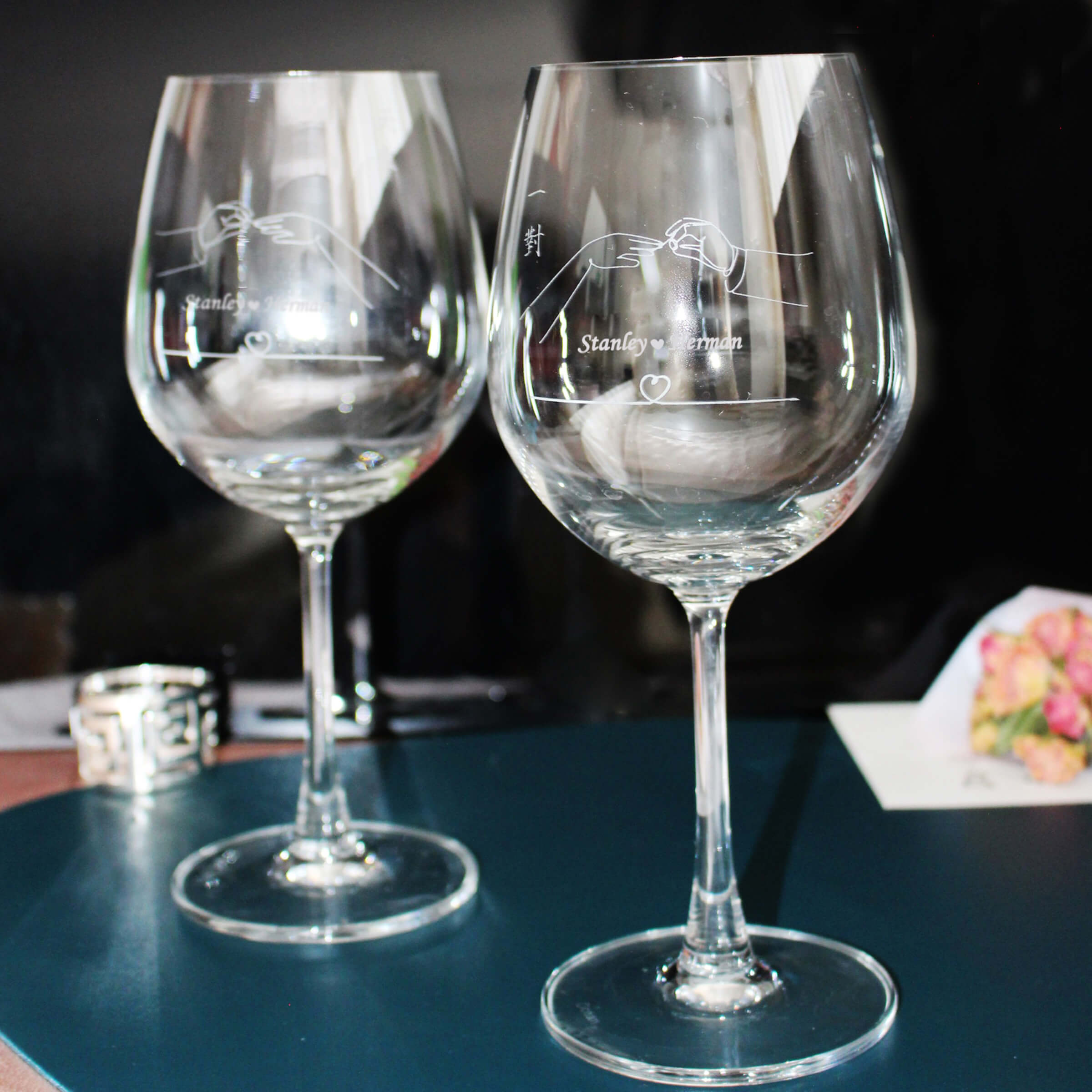Minimalist|簡單·愛系列—定制天生一對紅酒對杯（文字雕刻) - Design Your Own Wine